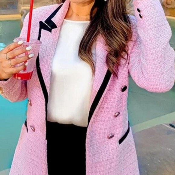 stunning classic Pink tweed double breasted blazer with black trim - Picture 13 of 14